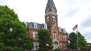 泰国<em>大学</em><em>国际</em>学院