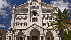 <em>日本</em>留学之<em>东洋</em>言语<em>学院</em>推荐